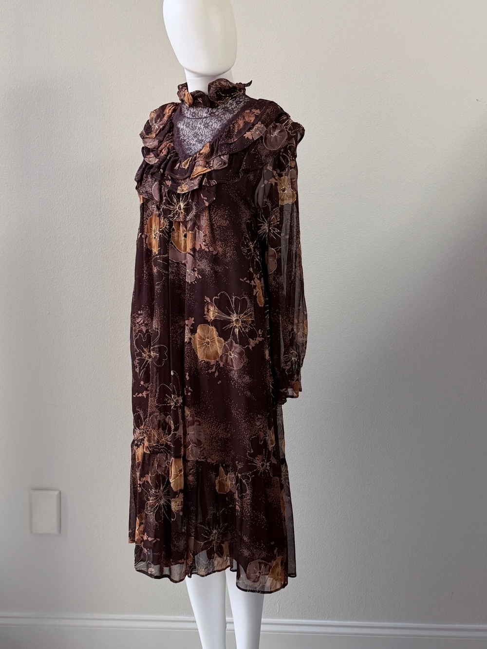 Brown Floral Ruffle Long-Sleeve Maxi Dress - Picture 9 of 14